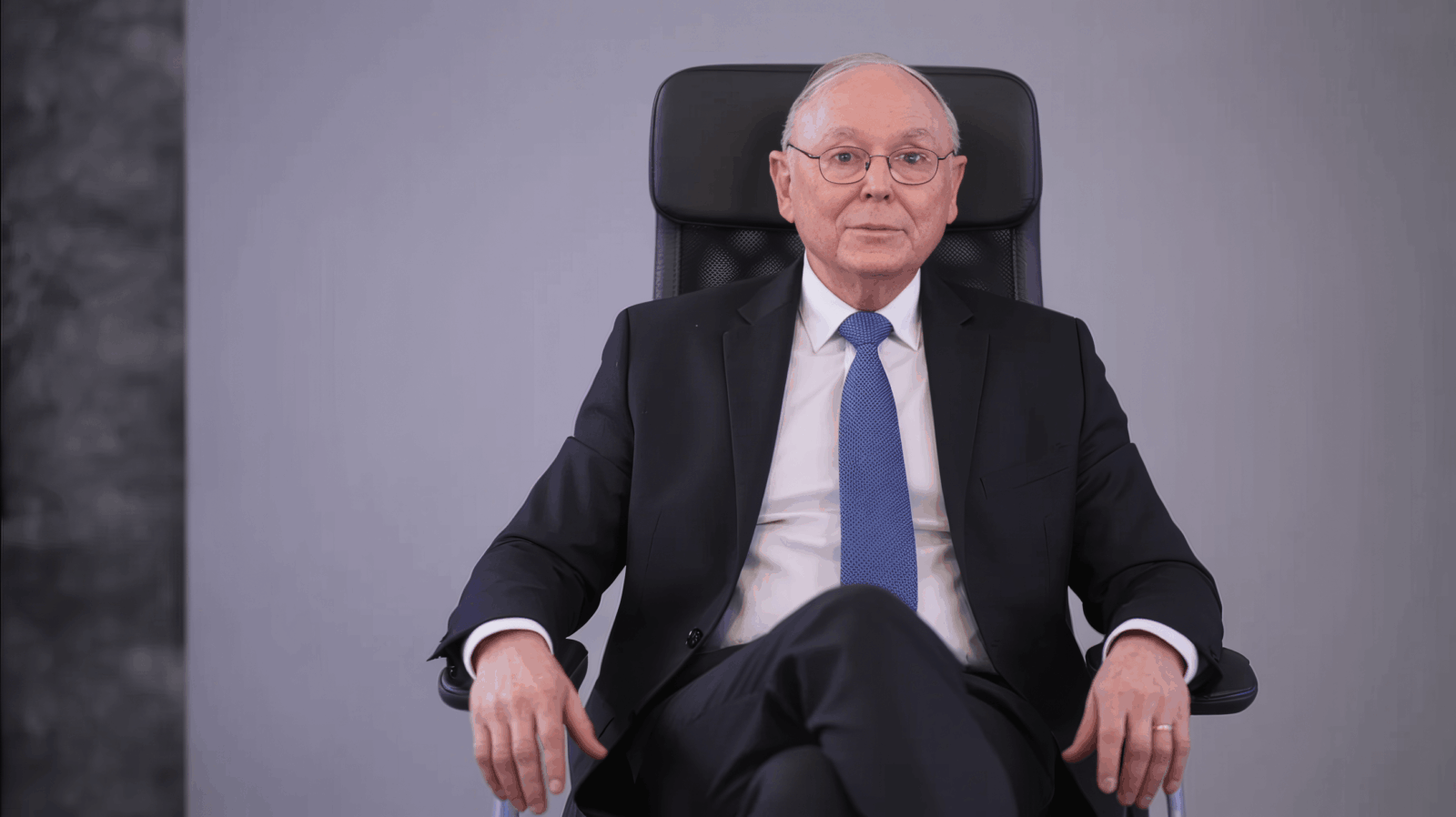Charlie Munger: 3 cognitive biases that make you broke and unsuccessful and how to overcome them