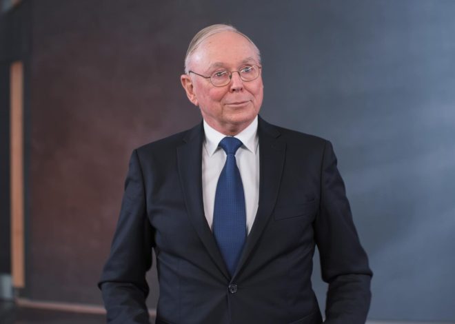 The Psychology of Human Misjudgment: Charlie Munger’s 10 Prejudices That Explain Why Smart People Do Stupid Things